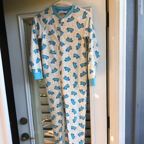 Saras' Prints Super-soft, one-piece pajamas with pig tail Size 10 Unisex - Picture 1 of 7